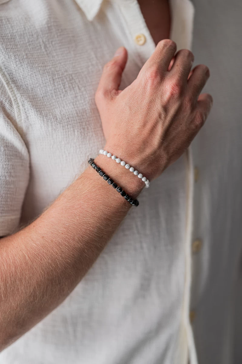 Perlenarmband mit weißer Süßwasserperle und Howlith für Paare – Stilvolles Partnerarmband Geschenk