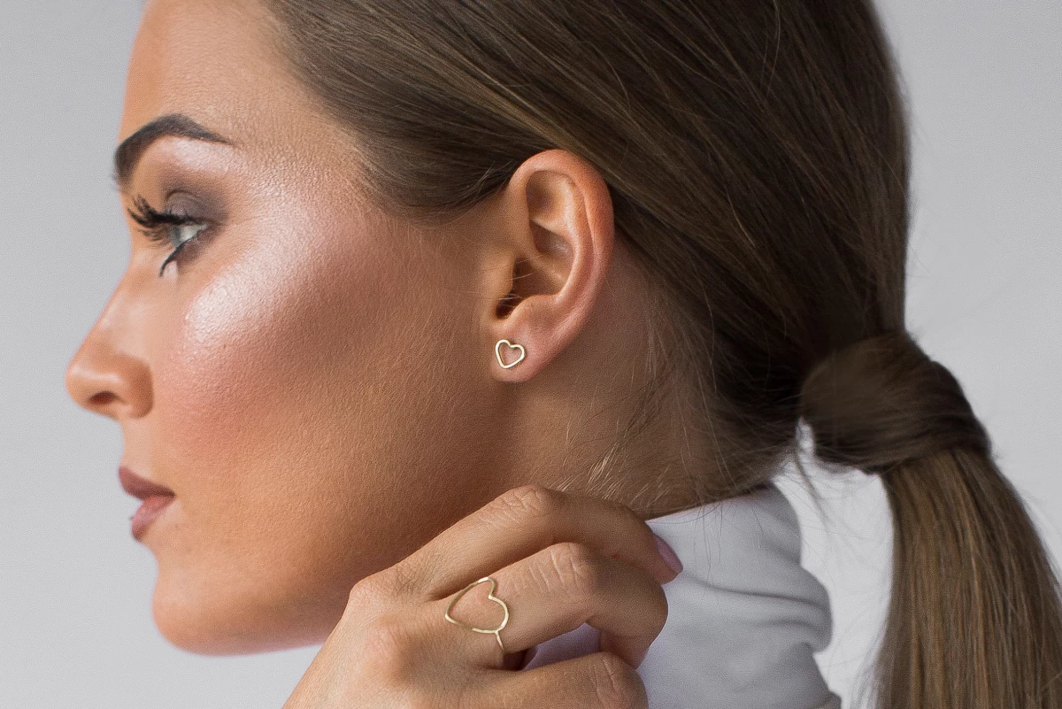 ZILIA Contour Heart Ohrstecker Gold 14K