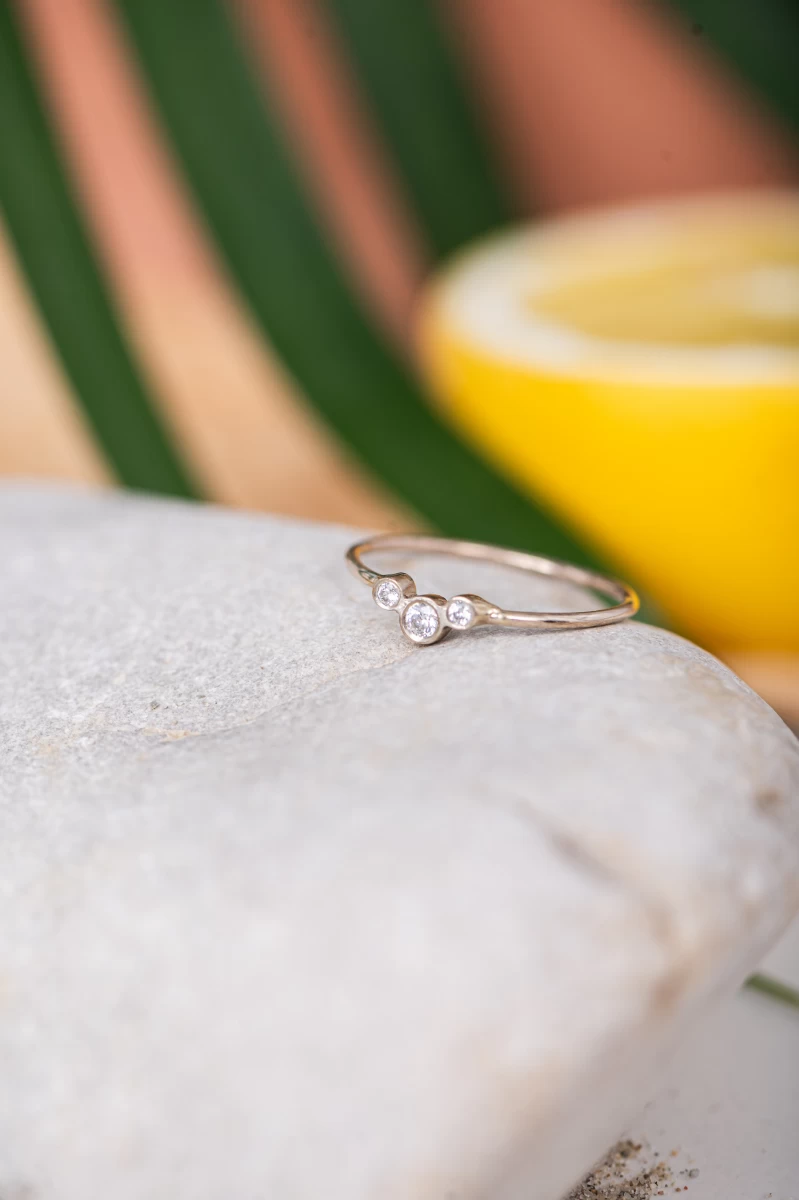 Zirkonia Halbedelstein Kurve Ring aus 14K Rosegold