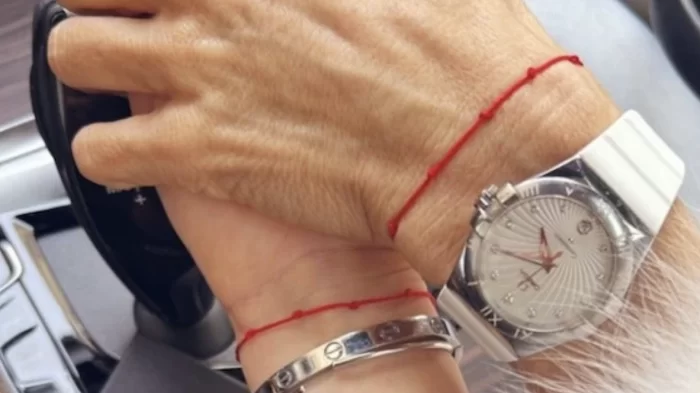 Faden- und Knoten-Armband