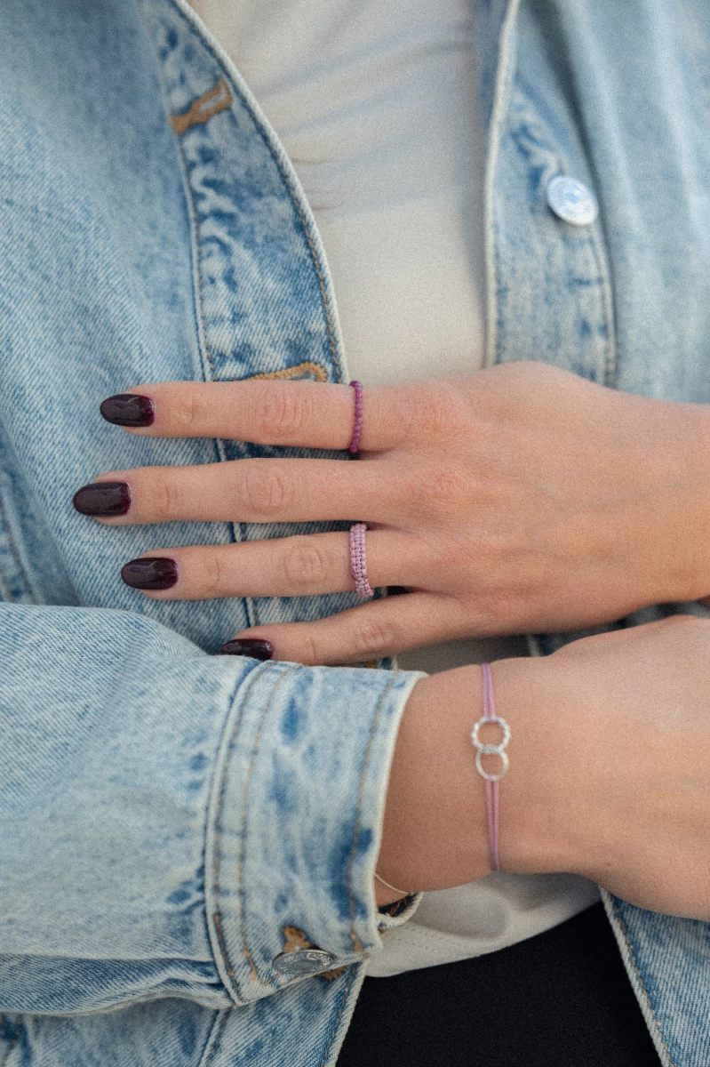 Handgefertigter Makramee Ring Schmucktrend für stilbewusste Frauen