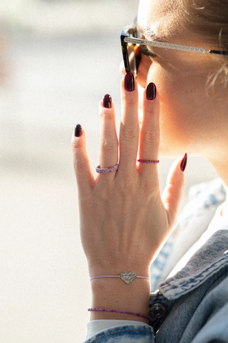 Handgefertigter Makramee Ring Schmucktrend für stilbewusste Frauen